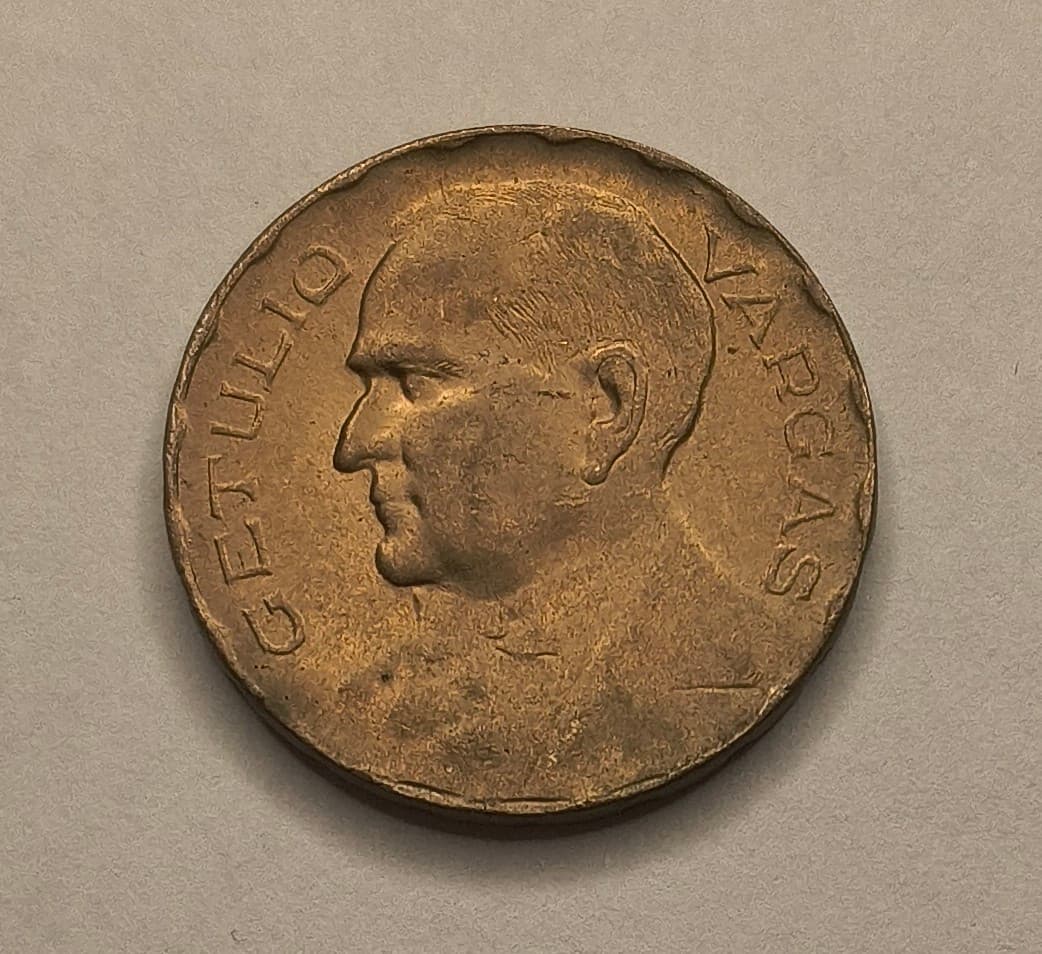 V171 - 300 REIS 1942 - FC. - Imagem 2